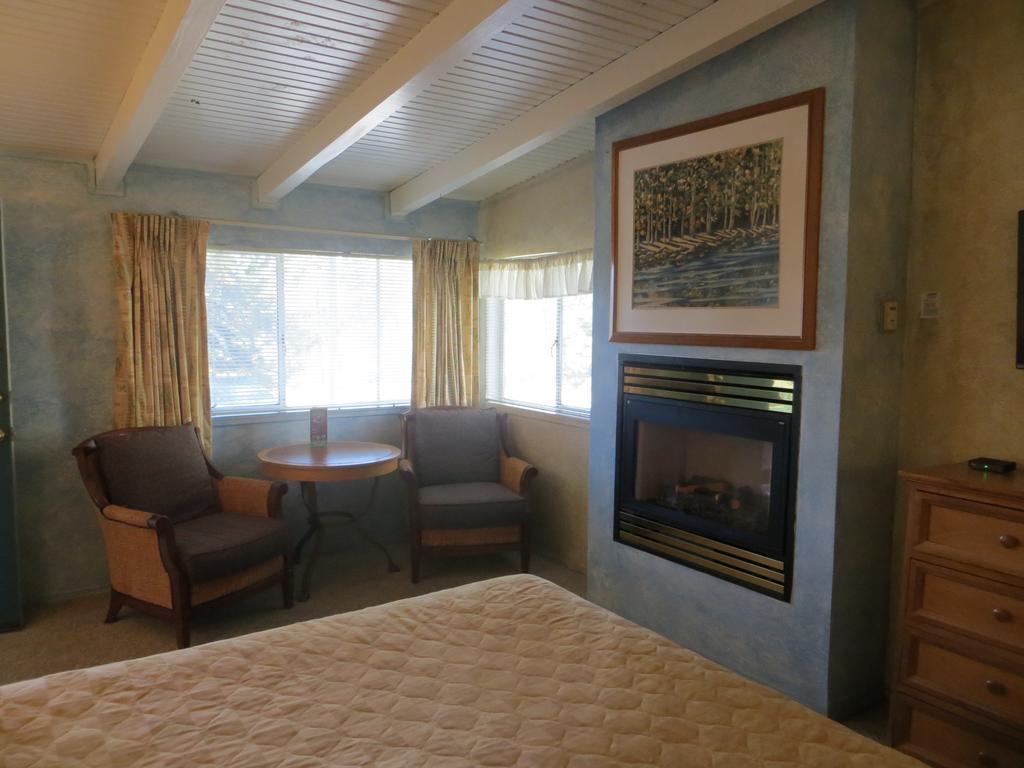סאות' לייק טאהו Cedar Inn & Suites מראה חיצוני תמונה
