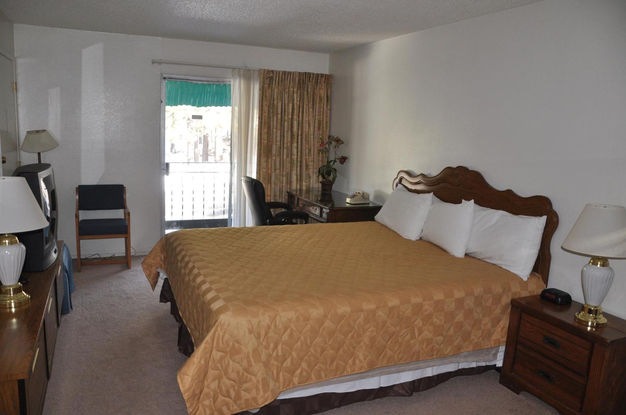 סאות' לייק טאהו Cedar Inn & Suites מראה חיצוני תמונה
