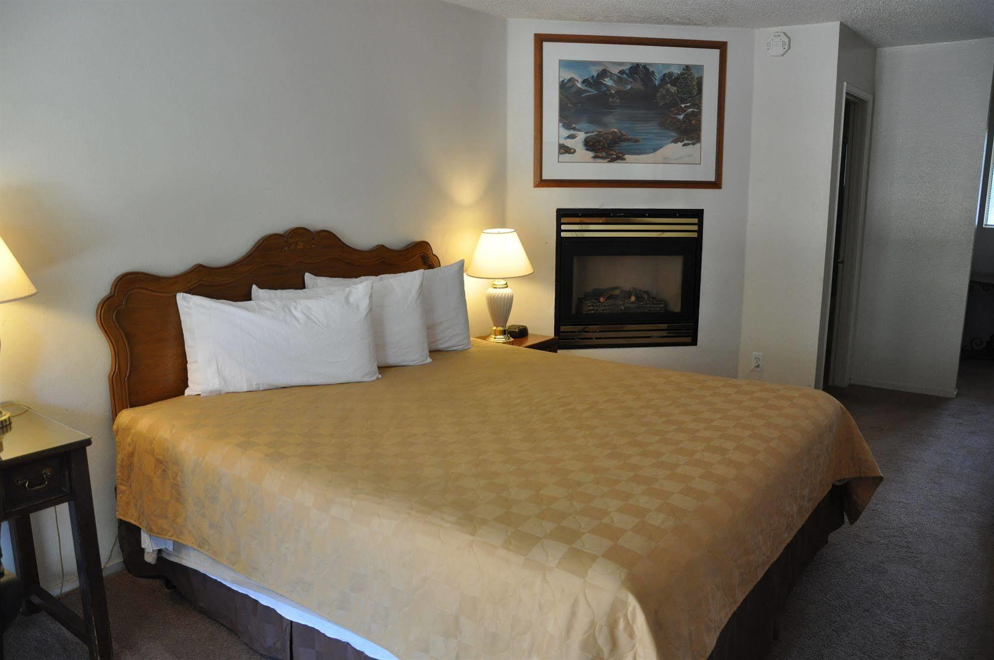 סאות' לייק טאהו Cedar Inn & Suites מראה חיצוני תמונה