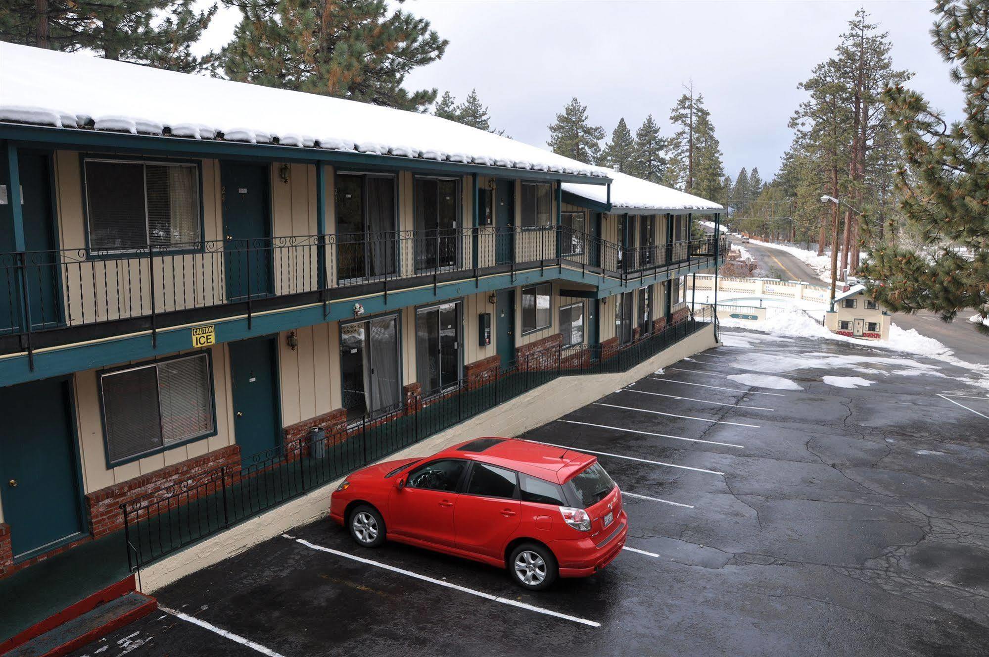 סאות' לייק טאהו Cedar Inn & Suites מראה חיצוני תמונה